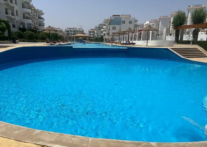Hills Luxury Pool View 5*