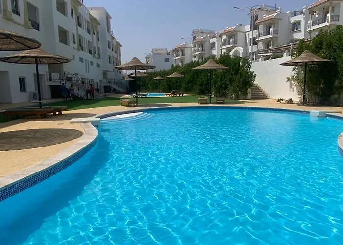 Apartmanhotel Hills Luxury Pool View