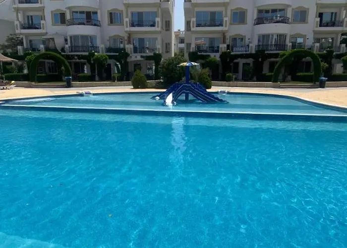 Hills Luxury Pool View Apartmanhotel Sarm es-Sejk